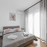 Holiday home Family Friendly House With A Swimming Pool - 23021 Vodice