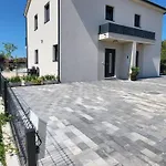 Family Friendly House With A Swimming Pool - 23021 Vodice