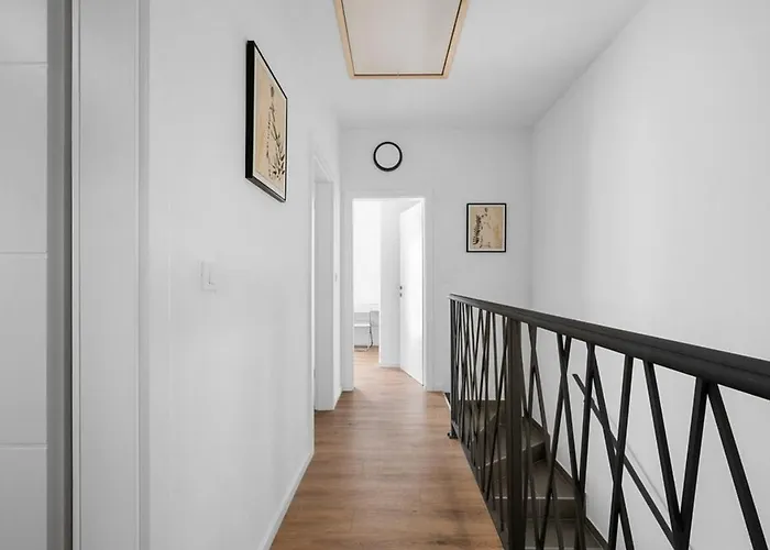 Family Friendly House With A Swimming Pool - 23021 Vodice